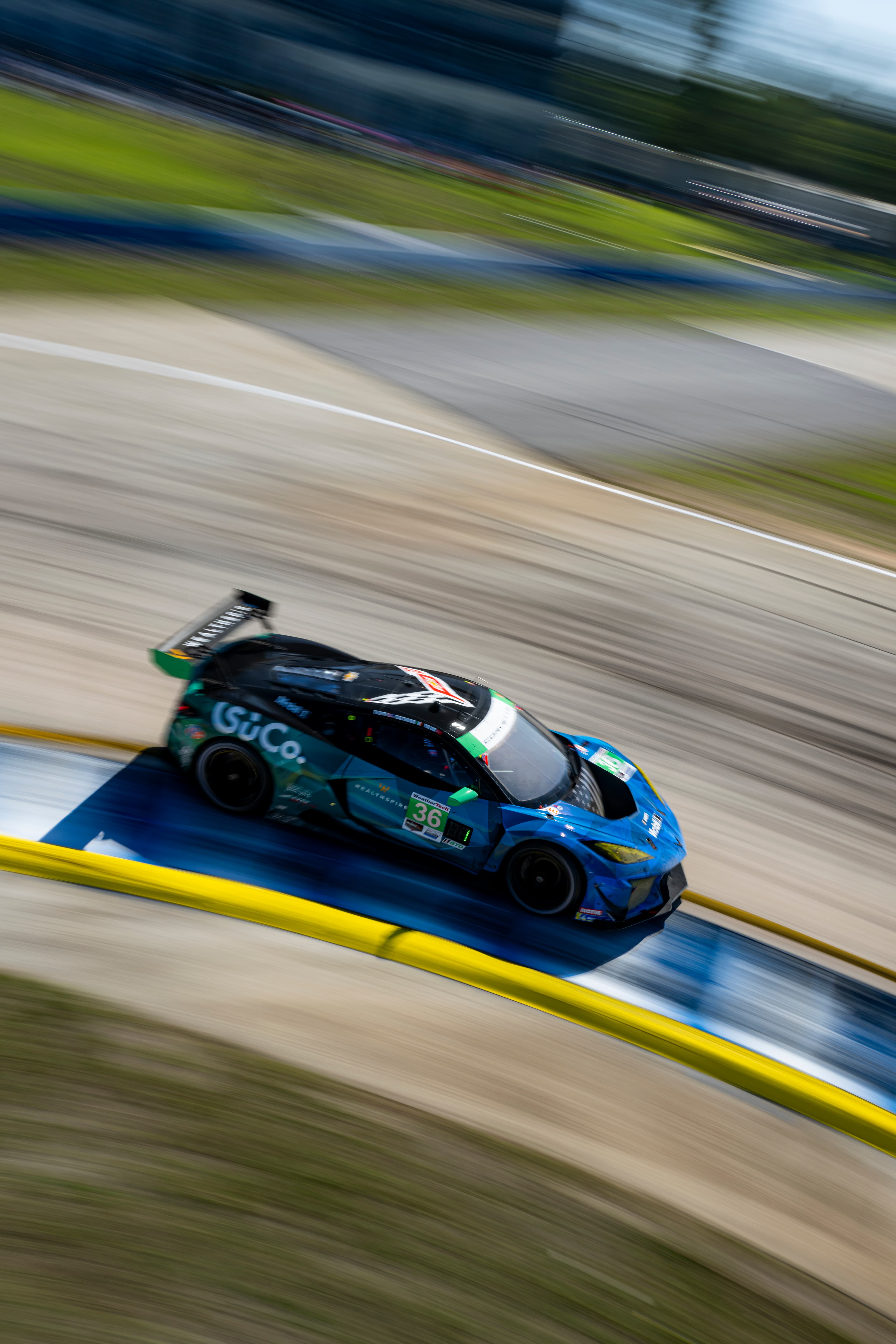 Corvette hitting the apex at Sebring